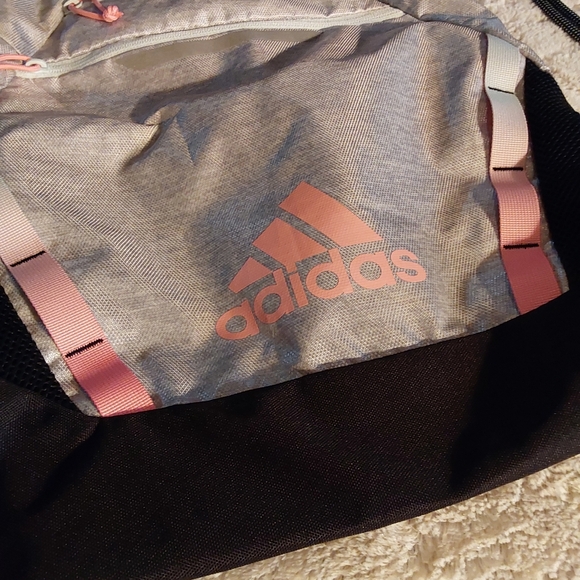🌺 NEW ADIDAS Lightweight Poly Drawstring Backpack - Picture 4 of 12